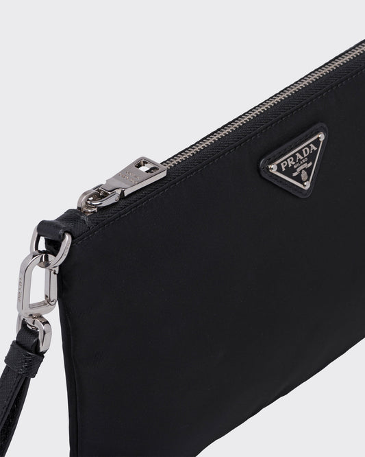 Pochette en Re-Nylon et cuir Saffiano